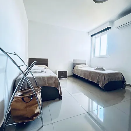 Daire St Julians 3br Luxury