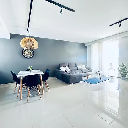 St Julians 3br Luxury San Julián