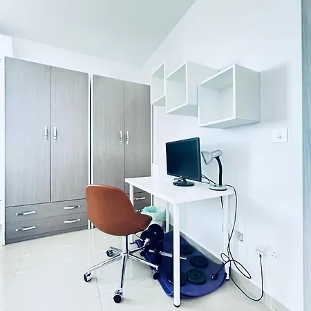 St Julians 3br Luxury Appartamento